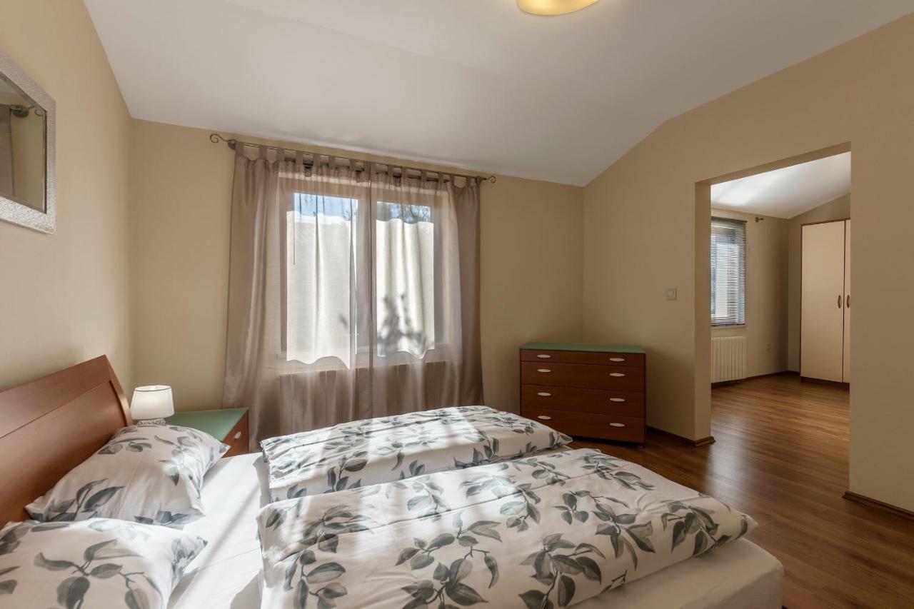 Villa Monique Vodnjan Bagian luar foto